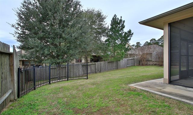 3556 Woods Estates Drive, Conroe, TX 77304