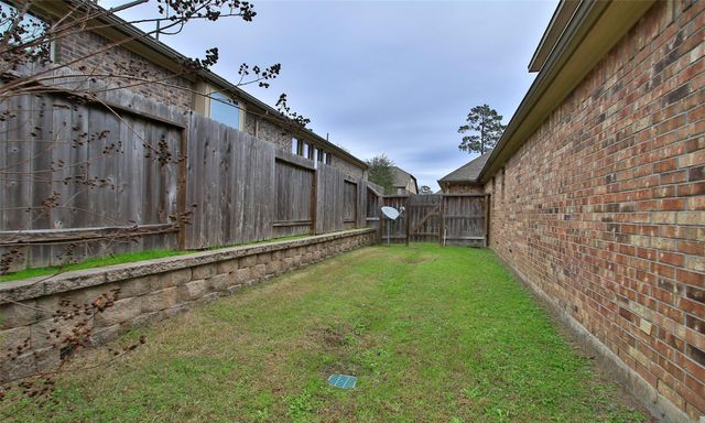3556 Woods Estates Drive, Conroe, TX 77304