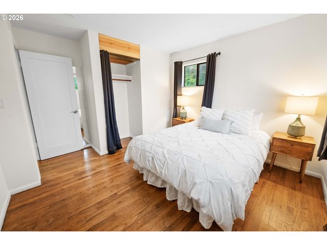 154 LEXINGTON Pl, Astoria, OR 97103