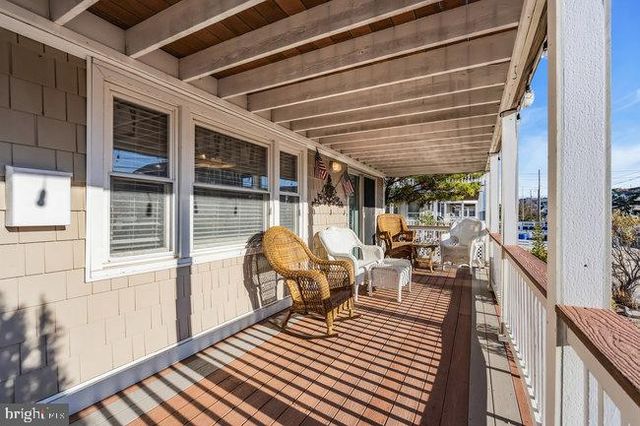 5 E VIRGINIA AVE, Long Beach Township, NJ 08008