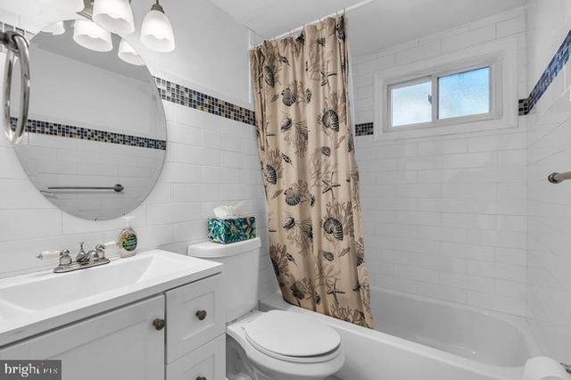 5 E VIRGINIA AVE, Long Beach Township, NJ 08008