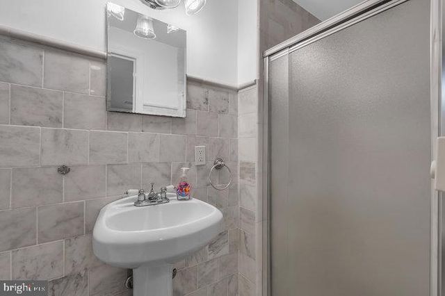 5 E VIRGINIA AVE, Long Beach Township, NJ 08008