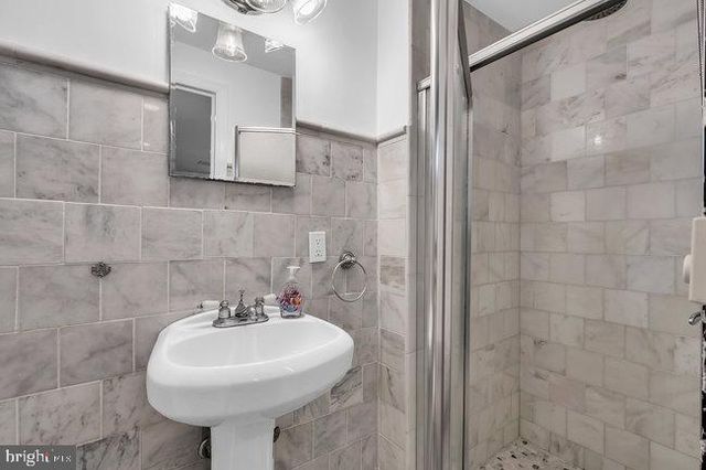 5 E VIRGINIA AVE, Long Beach Township, NJ 08008