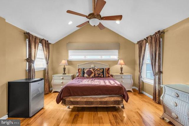 5 E VIRGINIA AVE, Long Beach Township, NJ 08008