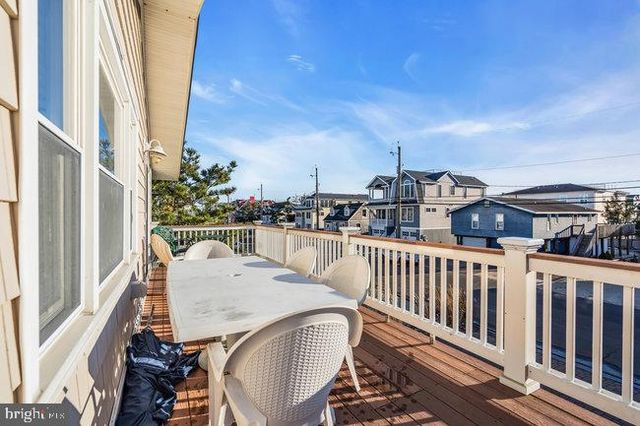 5 E VIRGINIA AVE, Long Beach Township, NJ 08008