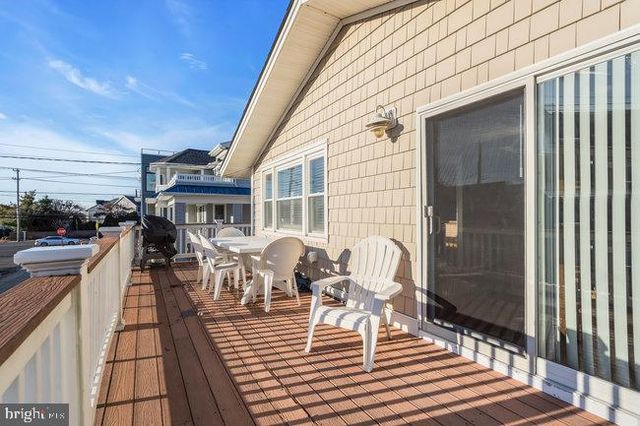 5 E VIRGINIA AVE, Long Beach Township, NJ 08008