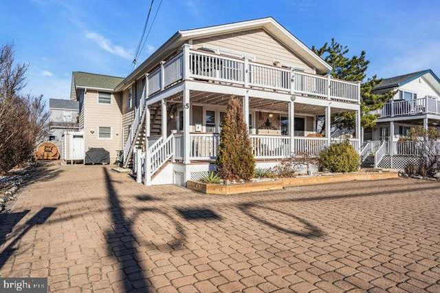 5 E VIRGINIA AVE, Long Beach Township, NJ 08008