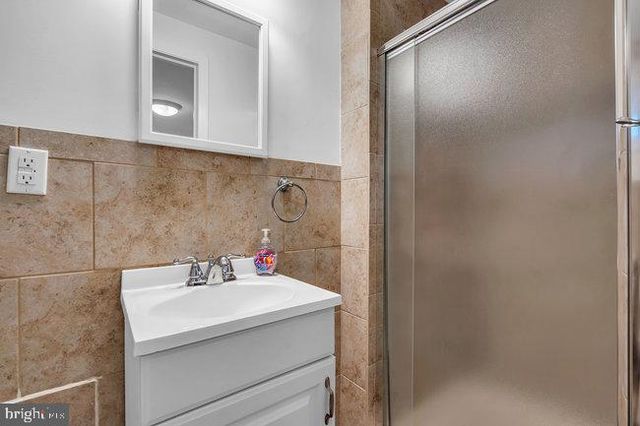 5 E VIRGINIA AVE, Long Beach Township, NJ 08008