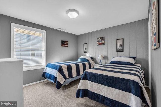 5 E VIRGINIA AVE, Long Beach Township, NJ 08008