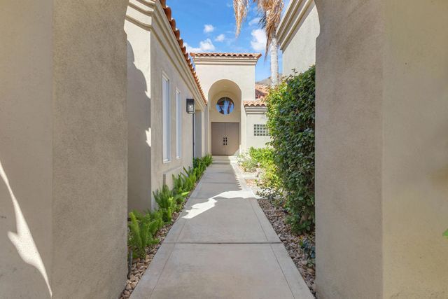 55015 Riviera, La Quinta, CA 92253