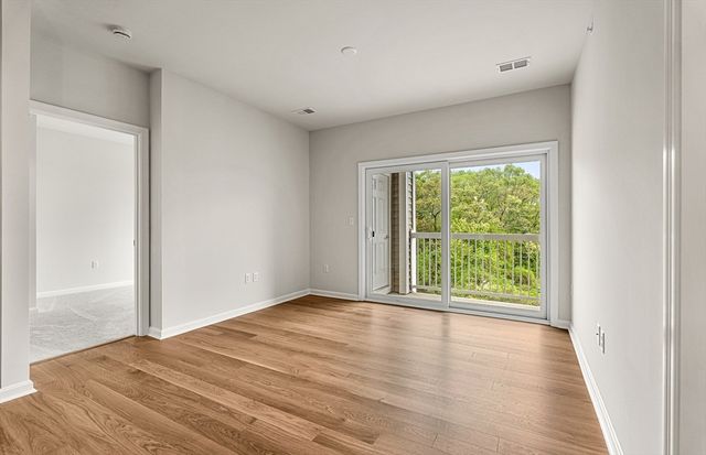 5 Peters Farm Way 311, Westborough, MA 01581