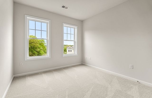 5 Peters Farm Way 311, Westborough, MA 01581