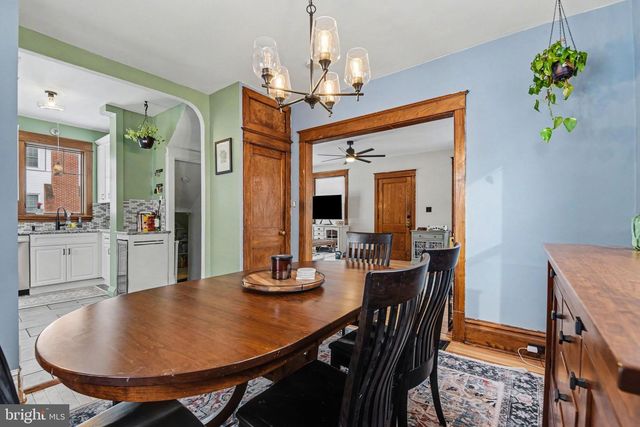 1656 MAIN ST, Mechanicsburg, PA 17055