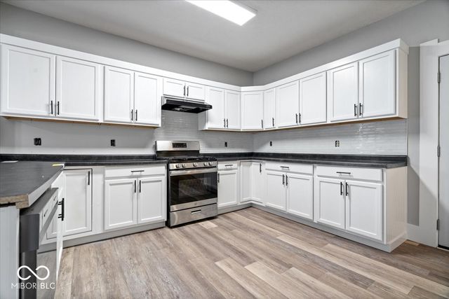 345 S Railroad Street, Atlanta, IN 46031