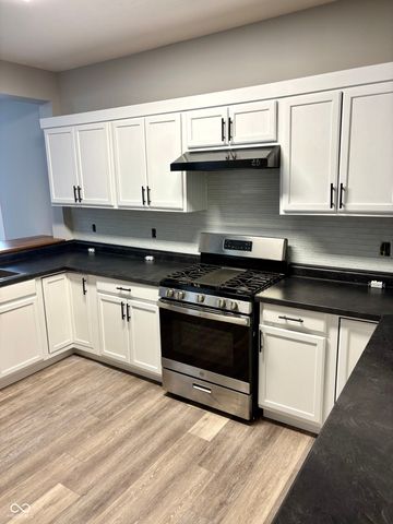 345 S Railroad Street, Atlanta, IN 46031