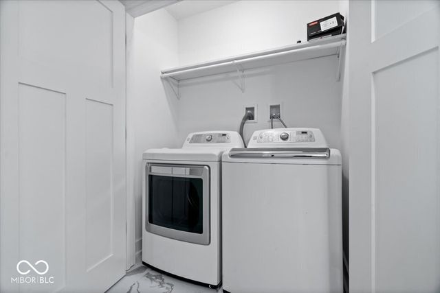 345 S Railroad Street, Atlanta, IN 46031