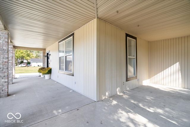 345 S Railroad Street, Atlanta, IN 46031