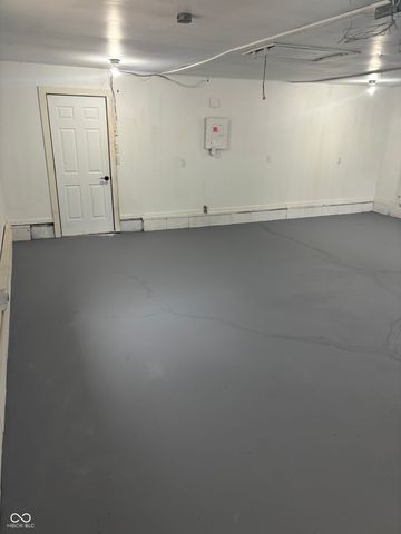 345 S Railroad Street, Atlanta, IN 46031