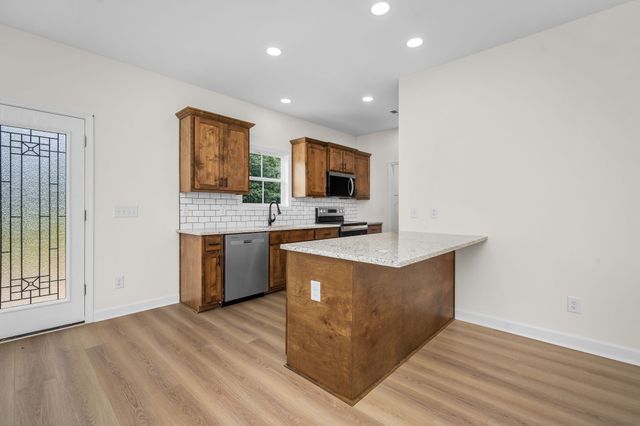 342 Underhill Rd, Mcminnville, TN 37110