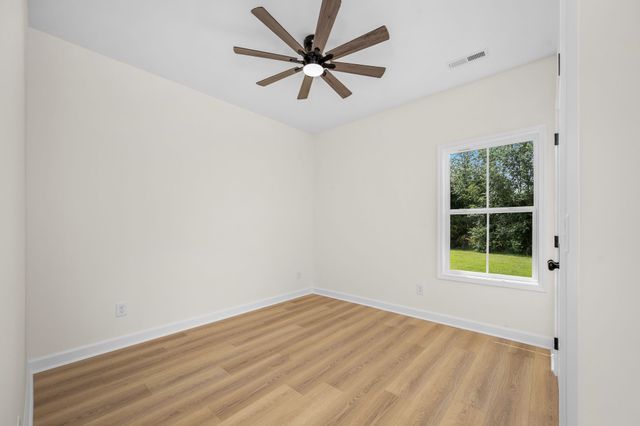 342 Underhill Rd, Mcminnville, TN 37110