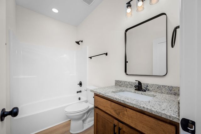 342 Underhill Rd, Mcminnville, TN 37110