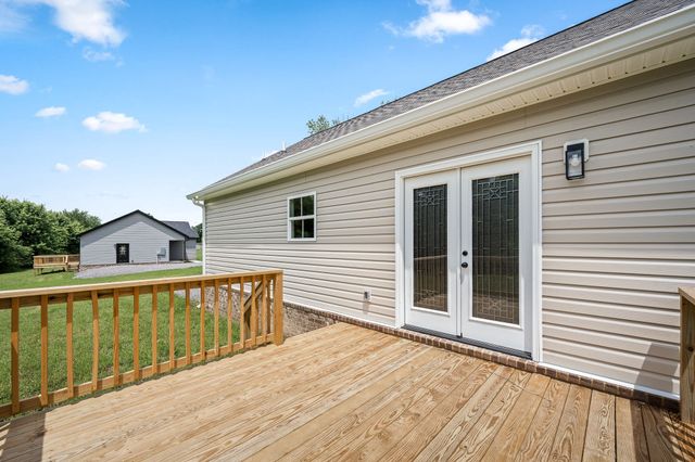 342 Underhill Rd, Mcminnville, TN 37110