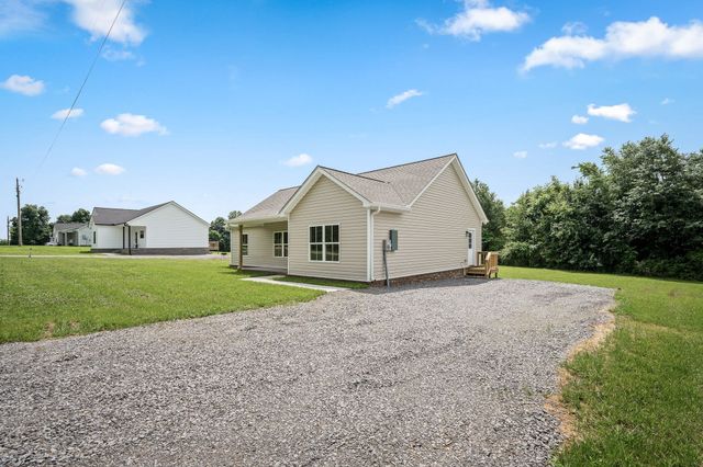 342 Underhill Rd, Mcminnville, TN 37110
