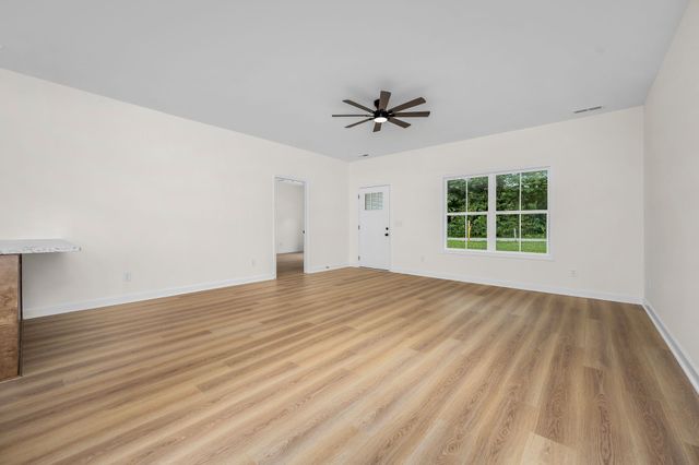 342 Underhill Rd, Mcminnville, TN 37110