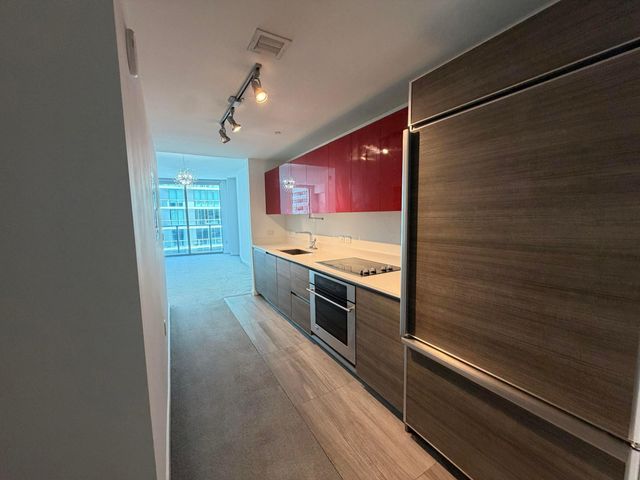 1100 S Miami Avenue 2206, Miami, FL 33130