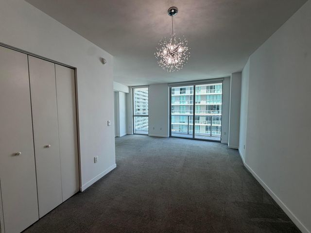 1100 S Miami Avenue 2206, Miami, FL 33130