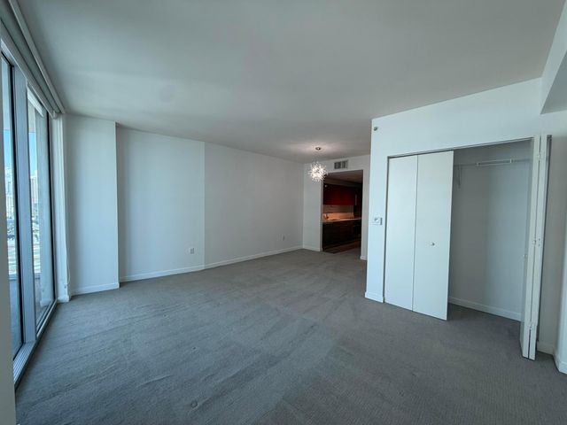 1100 S Miami Avenue 2206, Miami, FL 33130