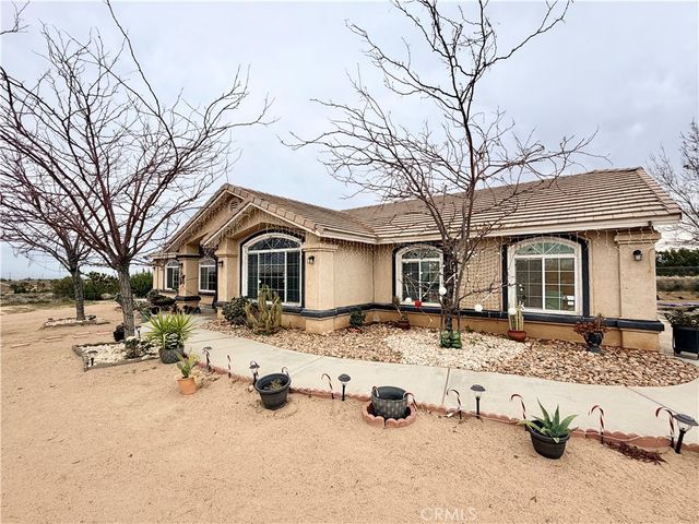 7915 Outpost Road, Oak Hills, CA 92344