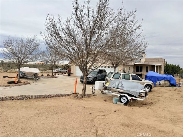 7915 Outpost Road, Oak Hills, CA 92344