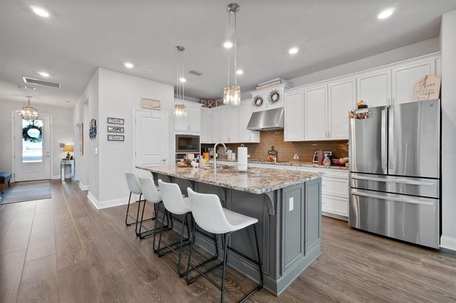 17807 PASSIONFLOWER CIRCLE, Clermont, FL 34714