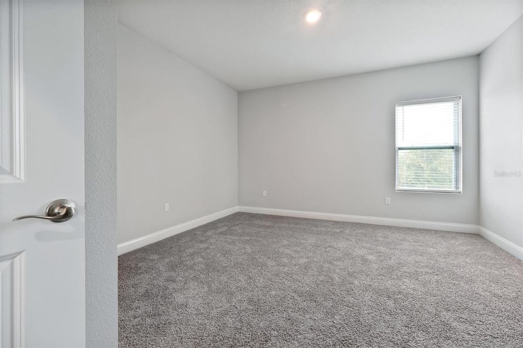Image 32 of property listing at 17807 PASSIONFLOWER CIRCLE, Clermont, FL 34714