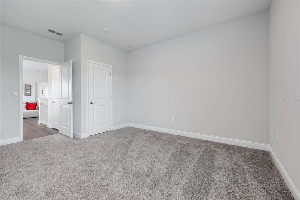 Image 33 of property listing at 17807 PASSIONFLOWER CIRCLE, Clermont, FL 34714