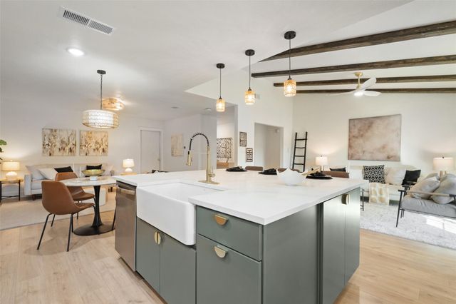 6509 Ashland CIR, Austin, TX 78723