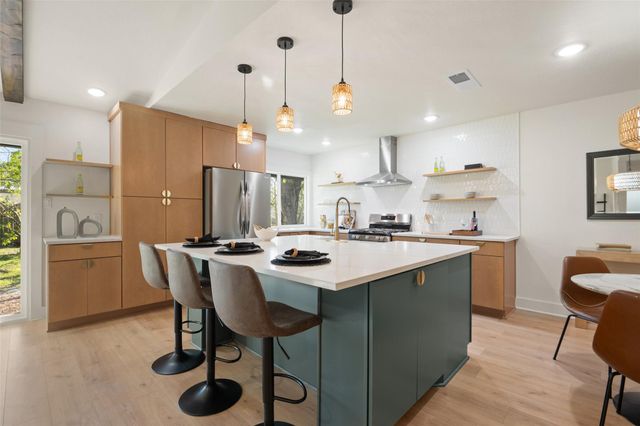 6509 Ashland CIR, Austin, TX 78723