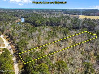 312 Clearview Drive, Holly Ridge, NC 28445