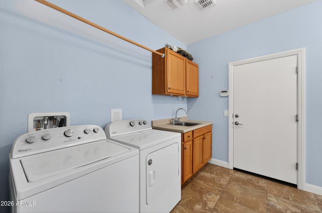 3937 N SMITHSONIAN Drive, Florence, AZ 85132