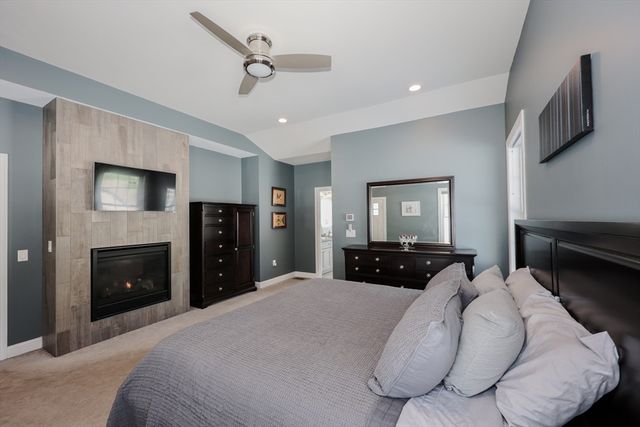 18 Highclere Rd, Windham, NH 03087