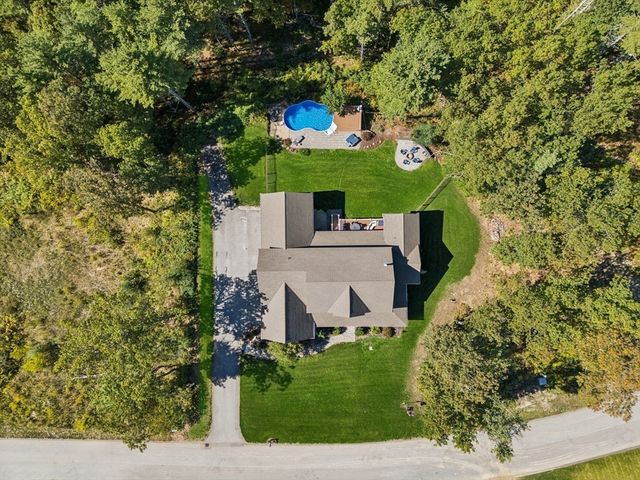 18 Highclere Rd, Windham, NH 03087