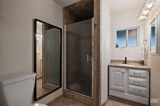 1313 Maitland Drive, Bakersfield, CA 93304