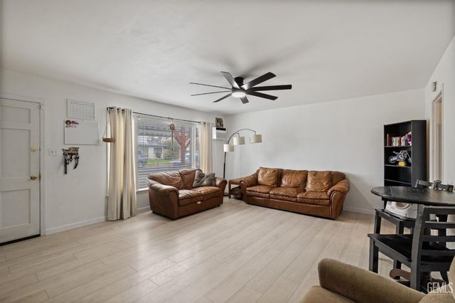 1313 Maitland Drive, Bakersfield, CA 93304