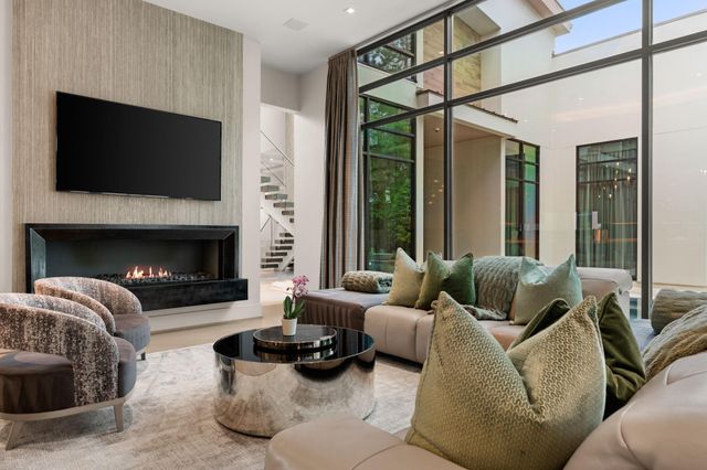 3 Primm Valley Court, The Woodlands, TX 77389