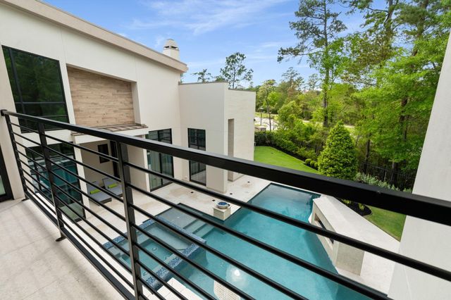 3 Primm Valley Court, The Woodlands, TX 77389