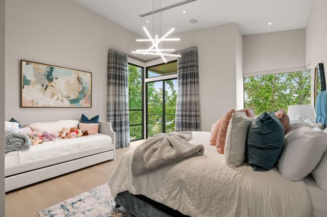 3 Primm Valley Court, The Woodlands, TX 77389