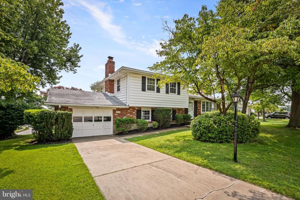 2519 LAWNSIDE RD, Lutherville Timonium, MD 21093