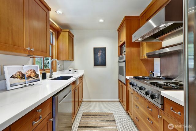 3803 NE 82nd Street, Seattle, WA 98115
