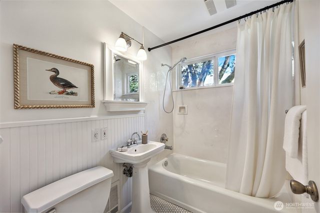 3803 NE 82nd Street, Seattle, WA 98115